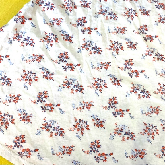 Adorable EUC American Eagle delicate floral print a-line tank top XS - Picture 2 of 7